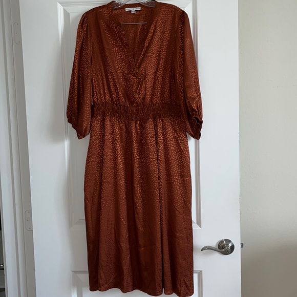 Sandra Darren Women’s Satin Jacquard Midi Dress Size 10 – Rust, Long Sleeve - Picture 2 of 5